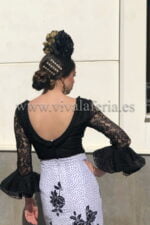 Blusa flamenca encaje negro modelo Maestranza