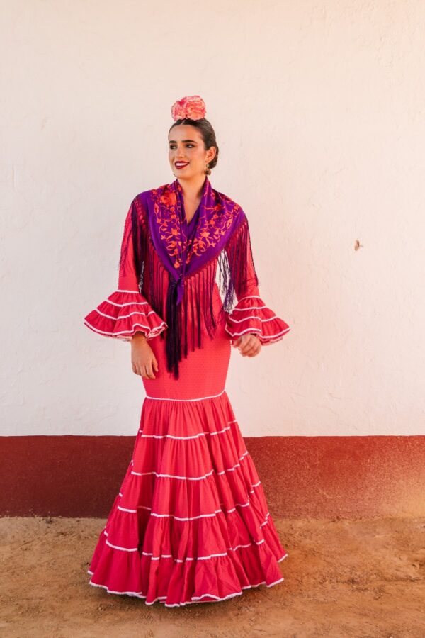 Vestido de flamenca coral Mauri colección Campestre de Errepé