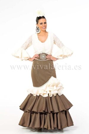 Modelo de vestido de flamenco marrom barato Vara
