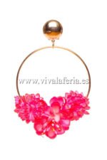 Pendientes flamencos en forma de aro fino con adorno de flores