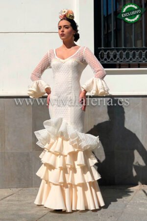 Traje de flamenca barato color Beige modelo Carmesí