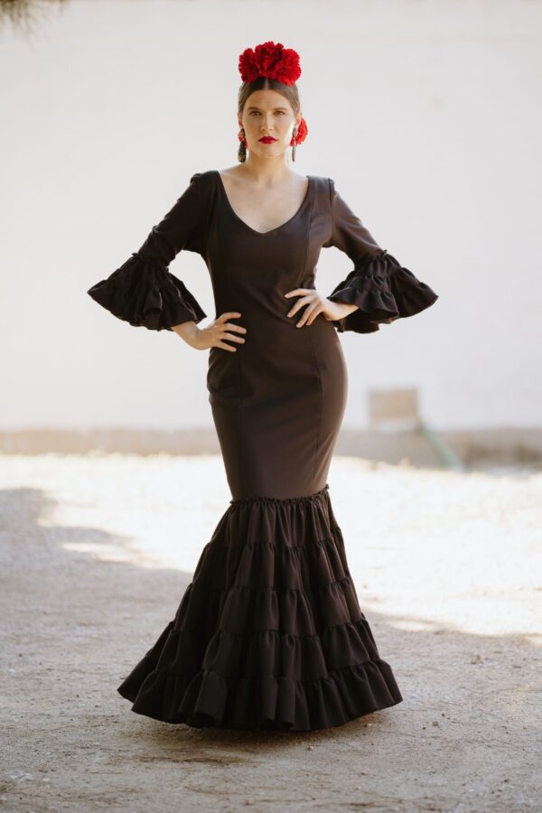 vestido de gitana canastero barato modelo ronde a - Vestido de flamenca confeccionado en tejido de strech en color negro y con opción de elegir entre muchos colores. Escote delantero y trasero en forma de pico